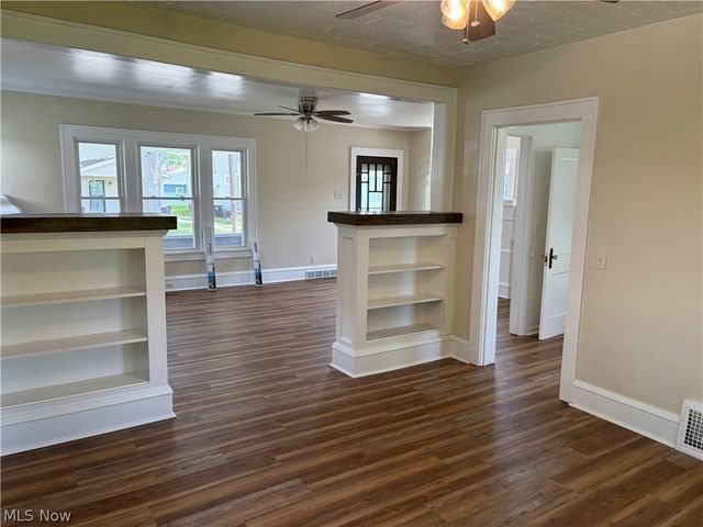 2334 15th Street NE, Canton, OH 44705
