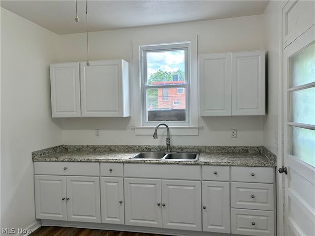 2334 15th Street NE, Canton, OH 44705