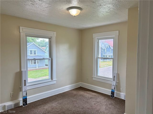 2334 15th Street NE, Canton, OH 44705