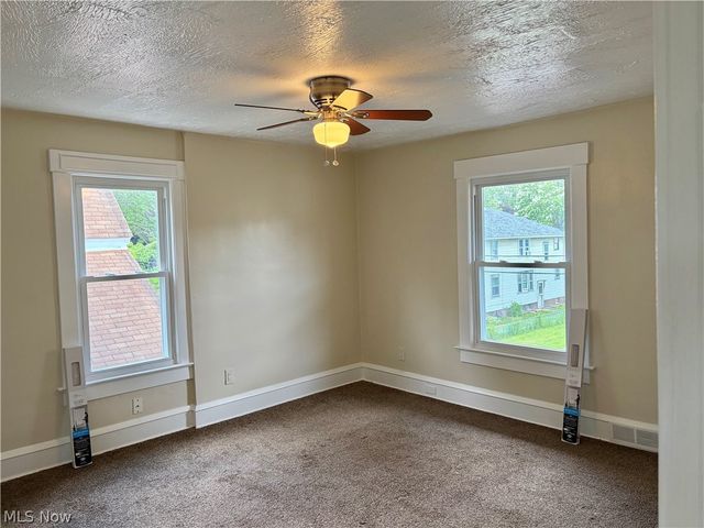 2334 15th Street NE, Canton, OH 44705