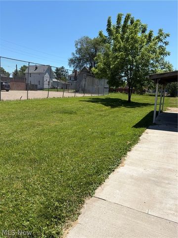 2334 15th Street NE, Canton, OH 44705