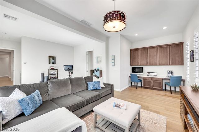6091 Willow Rock Street, Las Vegas, NV 89135