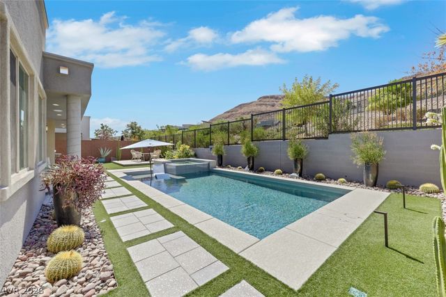 6091 Willow Rock Street, Las Vegas, NV 89135