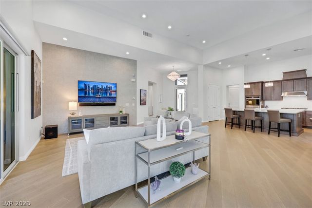 6091 Willow Rock Street, Las Vegas, NV 89135