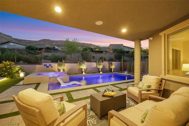 6091 Willow Rock Street, Las Vegas, NV 89135