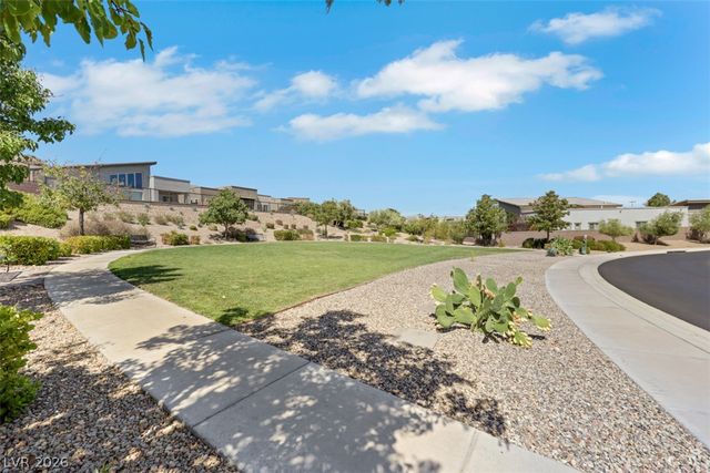 6091 Willow Rock Street, Las Vegas, NV 89135