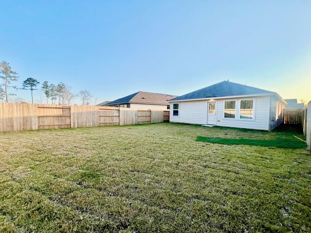 31432 Casacalenda Lane, Huffman, TX 77336