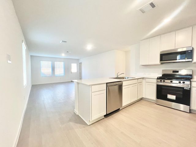 31432 Casacalenda Lane, Huffman, TX 77336