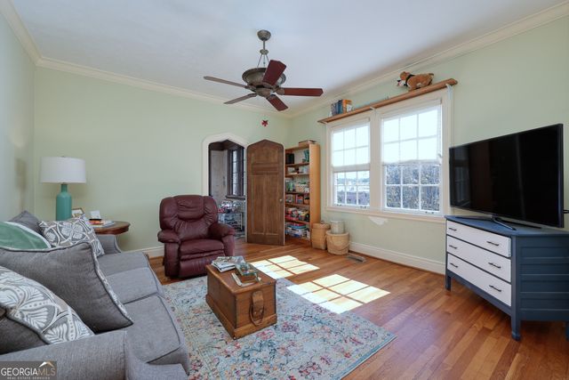 1007 4th Avenue, West Point, GA 31833