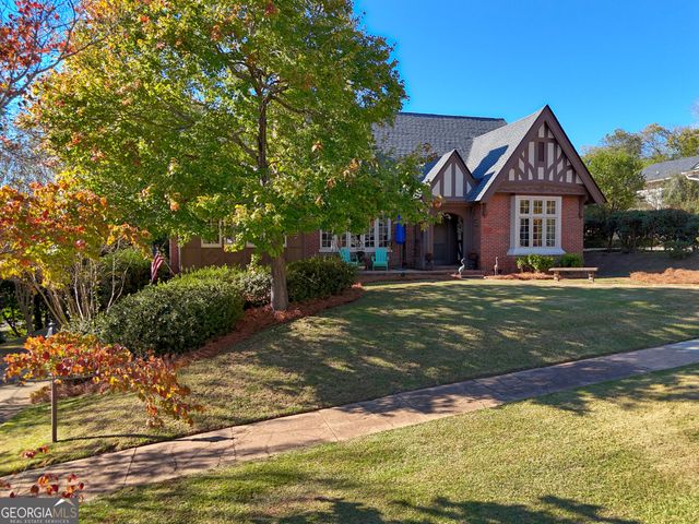 1007 4th Avenue, West Point, GA 31833