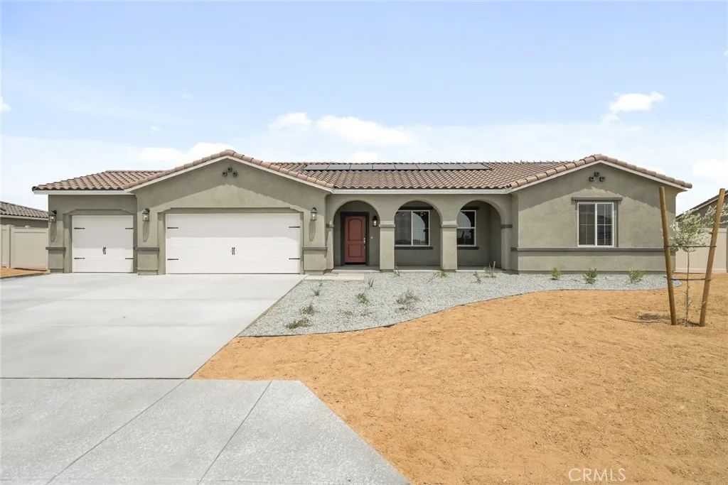 14878 Desert Lily Court, Apple Valley, CA 92307