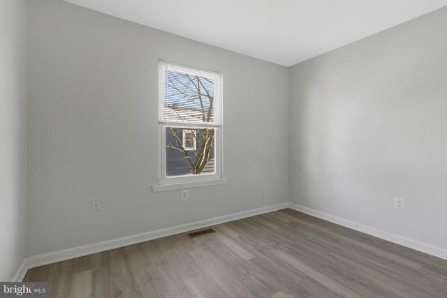 5004 ROANOKE PL, College Park, MD 20740