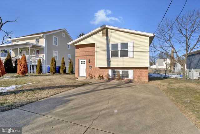 5004 ROANOKE PL, College Park, MD 20740