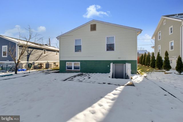 5004 ROANOKE PL, College Park, MD 20740
