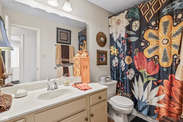 7818 Chesapeake Drive W, Indianapolis, IN 46236
