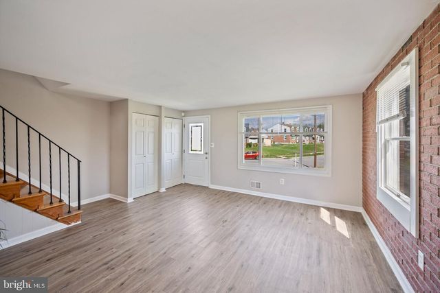 3225 RYERSON CIR, Baltimore, MD 21227