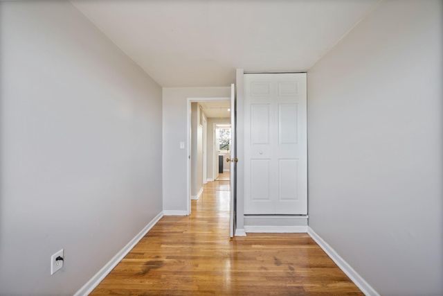 3225 RYERSON CIR, Baltimore, MD 21227