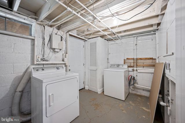 3225 RYERSON CIR, Baltimore, MD 21227