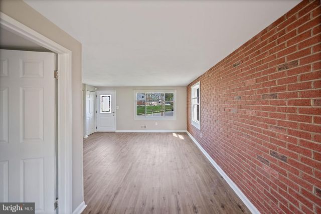 3225 RYERSON CIR, Baltimore, MD 21227