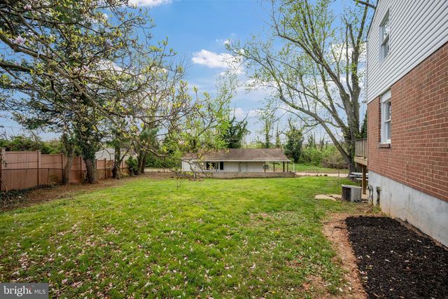 3225 RYERSON CIR, Baltimore, MD 21227