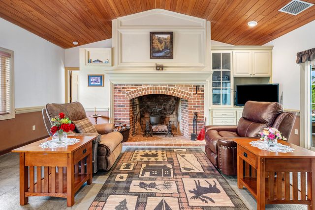 420 Muirfield Drive, Atlantis, FL 33462