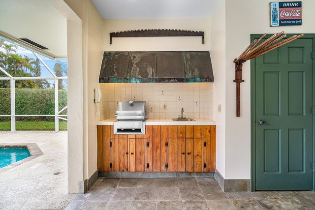 420 Muirfield Drive, Atlantis, FL 33462