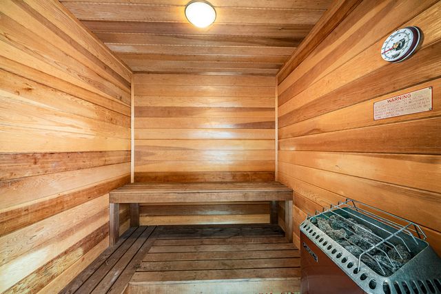 420 Muirfield Drive, Atlantis, FL 33462