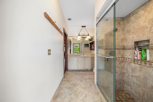 420 Muirfield Drive, Atlantis, FL 33462