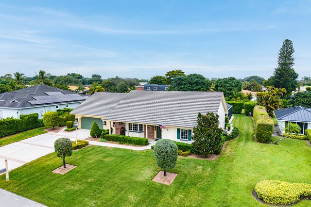 420 Muirfield Drive, Atlantis, FL 33462