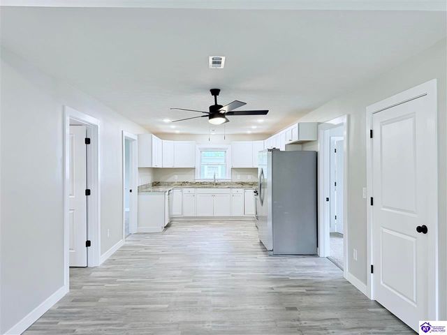 4439 S Wilson Rd, Elizabethtown, KY 42701