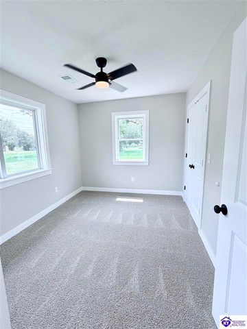 4439 S Wilson Rd, Elizabethtown, KY 42701