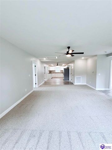 4439 S Wilson Rd, Elizabethtown, KY 42701