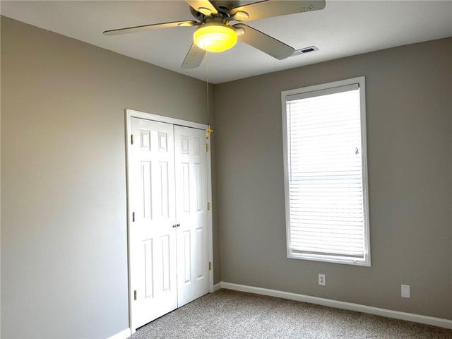 731 S Poplar Street, Ottawa, KS 66067