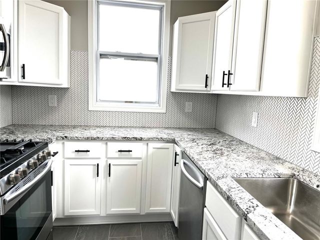 731 S Poplar Street, Ottawa, KS 66067