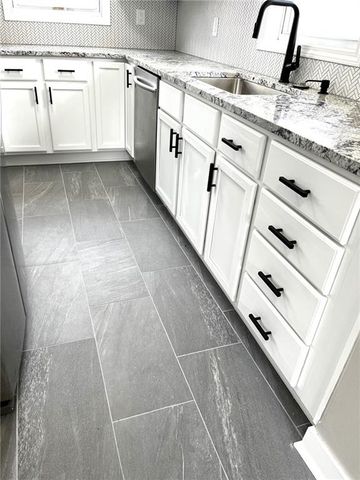 731 S Poplar Street, Ottawa, KS 66067