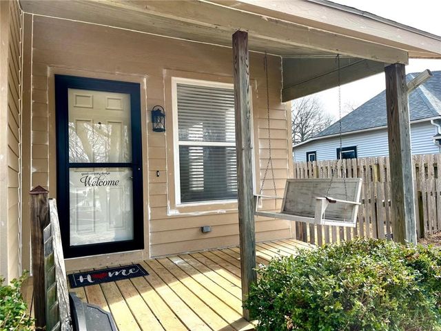 731 S Poplar Street, Ottawa, KS 66067