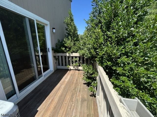 71 Colton Cir 71, West Orange Twp., NJ 07052