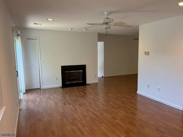 71 Colton Cir 71, West Orange Twp., NJ 07052