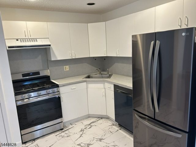 71 Colton Cir 71, West Orange Twp., NJ 07052
