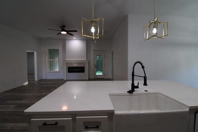 132 Mountain Laurel Way, Noble, OK 73068