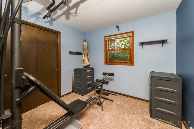 1410 N Fairview Lane, Mchenry, IL 60051