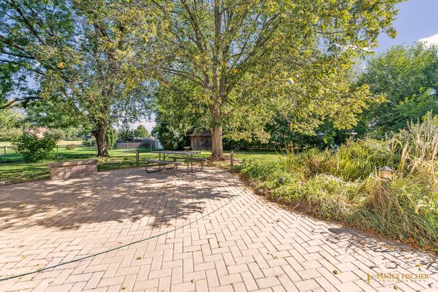 1410 N Fairview Lane, Mchenry, IL 60051