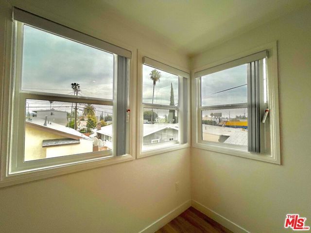1321 N Normandie Avenue, Los Angeles, CA 90027