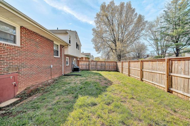 2458 Bermuda RD, Roanoke, VA 24017