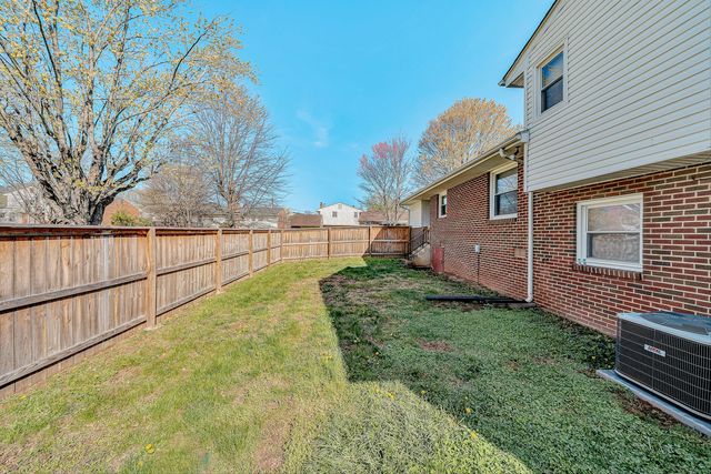 2458 Bermuda RD, Roanoke, VA 24017