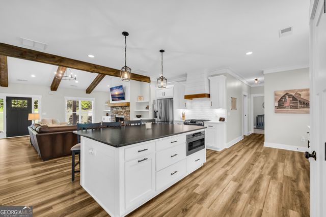 1025 Dewey Road, Statham, GA 30666