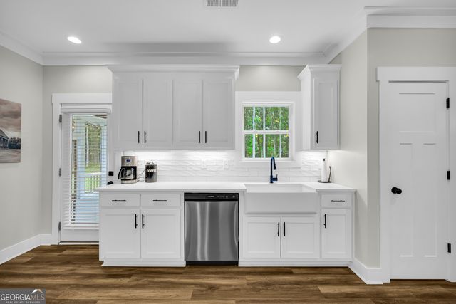 1025 Dewey Road, Statham, GA 30666
