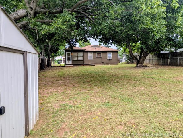 302 W 39th Street, Sand Springs, OK 74063