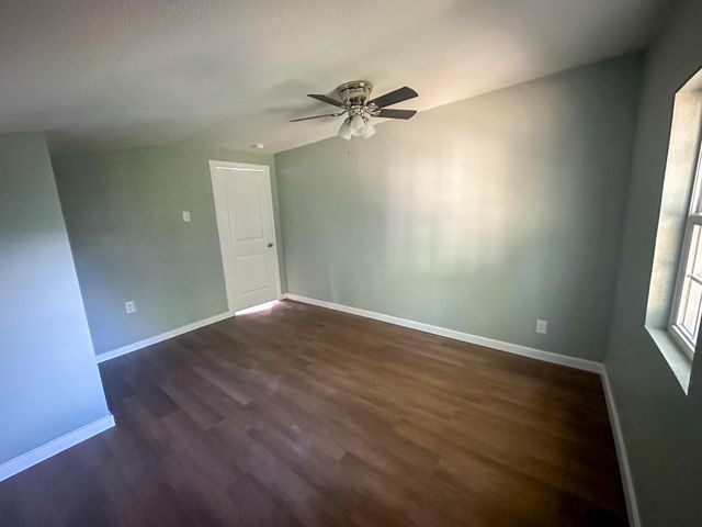 1835 West Chestnut Street, Springfield, MO 65802