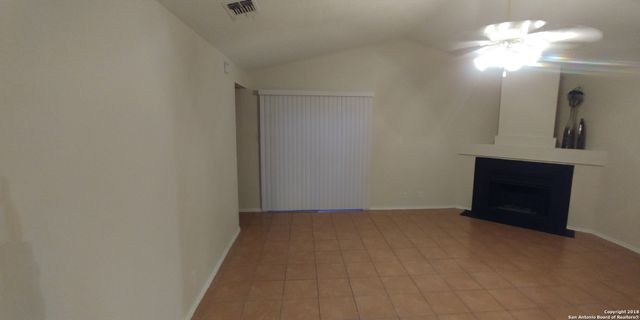 7729 Ridge Mist Dr, San Antonio, TX 78239